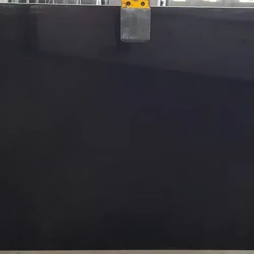 Black KN